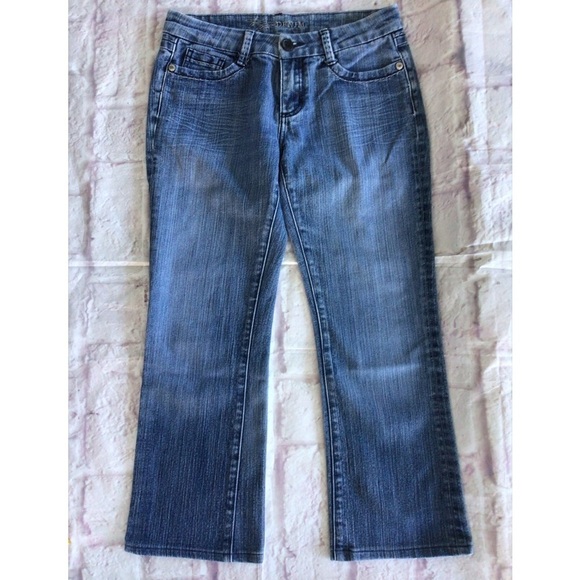 Women’s Low Rise boot cut Jeans - Picture 1 of 9